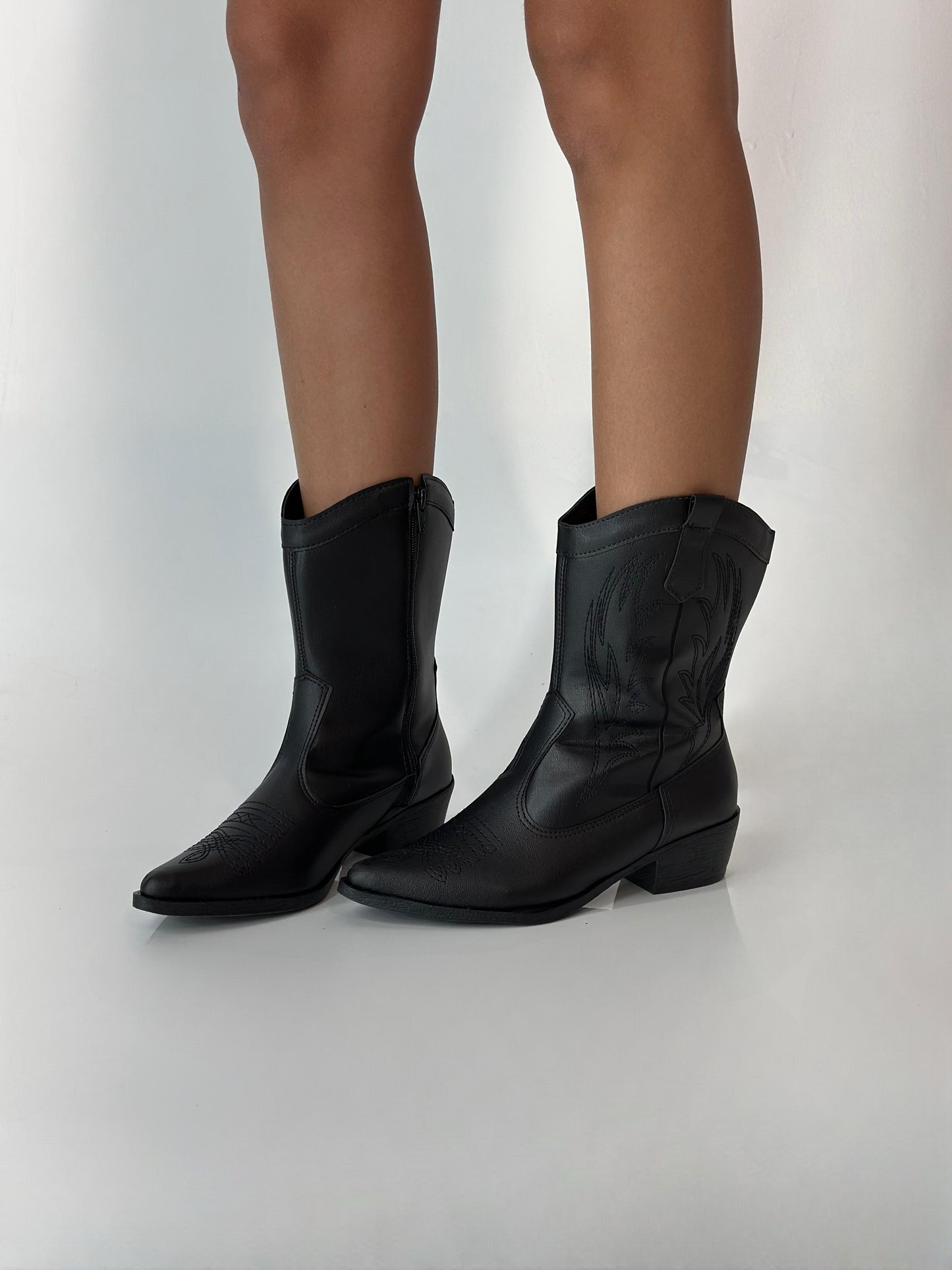 Botas