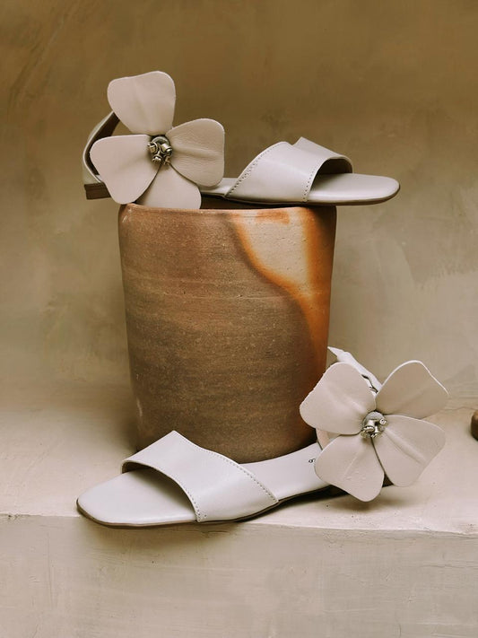 Sandália Passo de Luxo Side Bloom